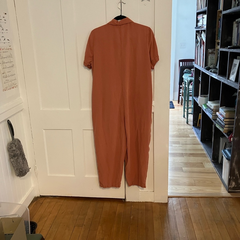 Tradlands Finn jumpsuit in poppy - Picture 3 of 8